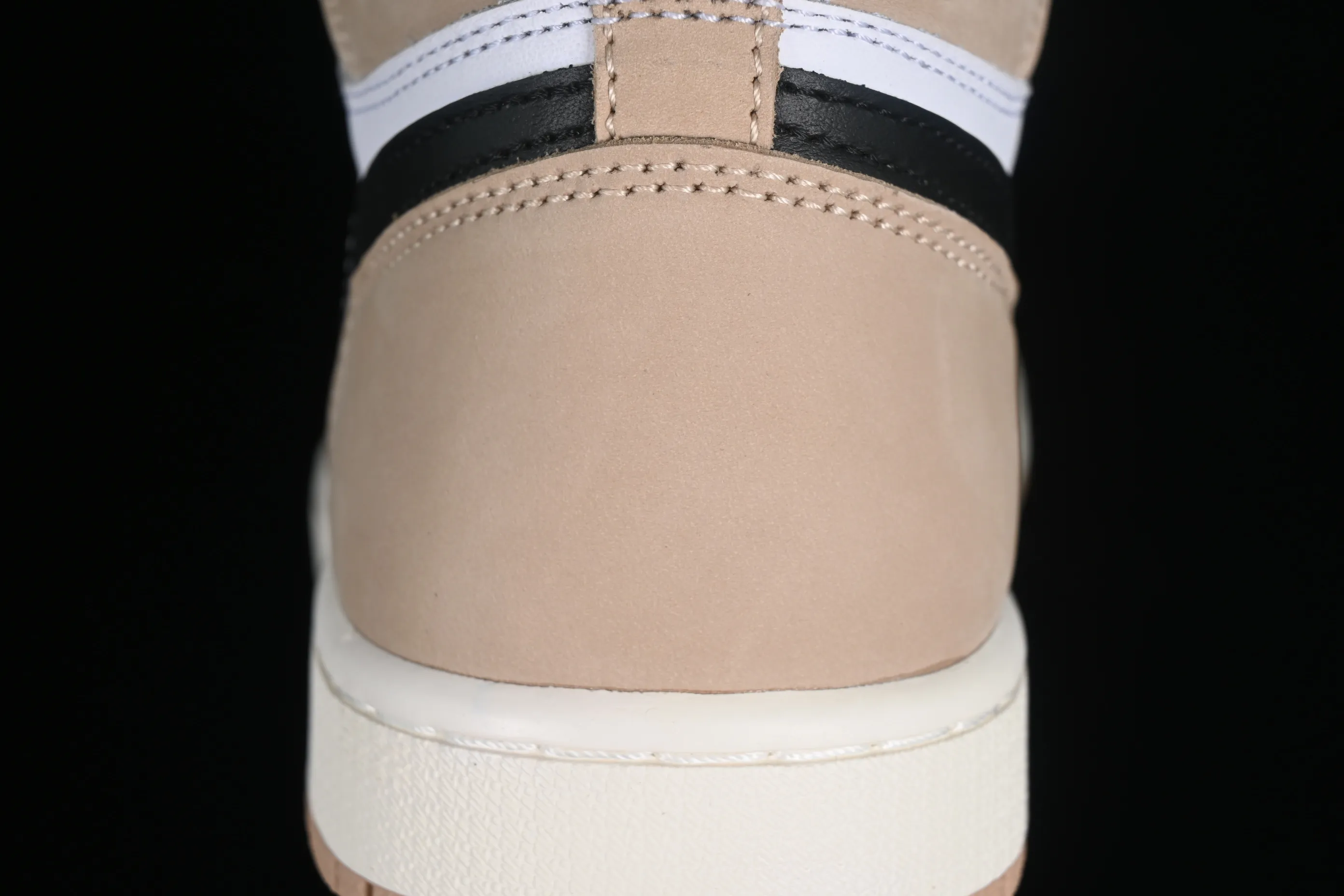 All Categories Air Jordan Jordan Series Basketball Shoes Air Jordan 1 High Air Jordan 1 High OG "Latte" AJ1 Joe 1 Latte Coffee Small Fresh Color High Top Basketball Shoes FD2596-021